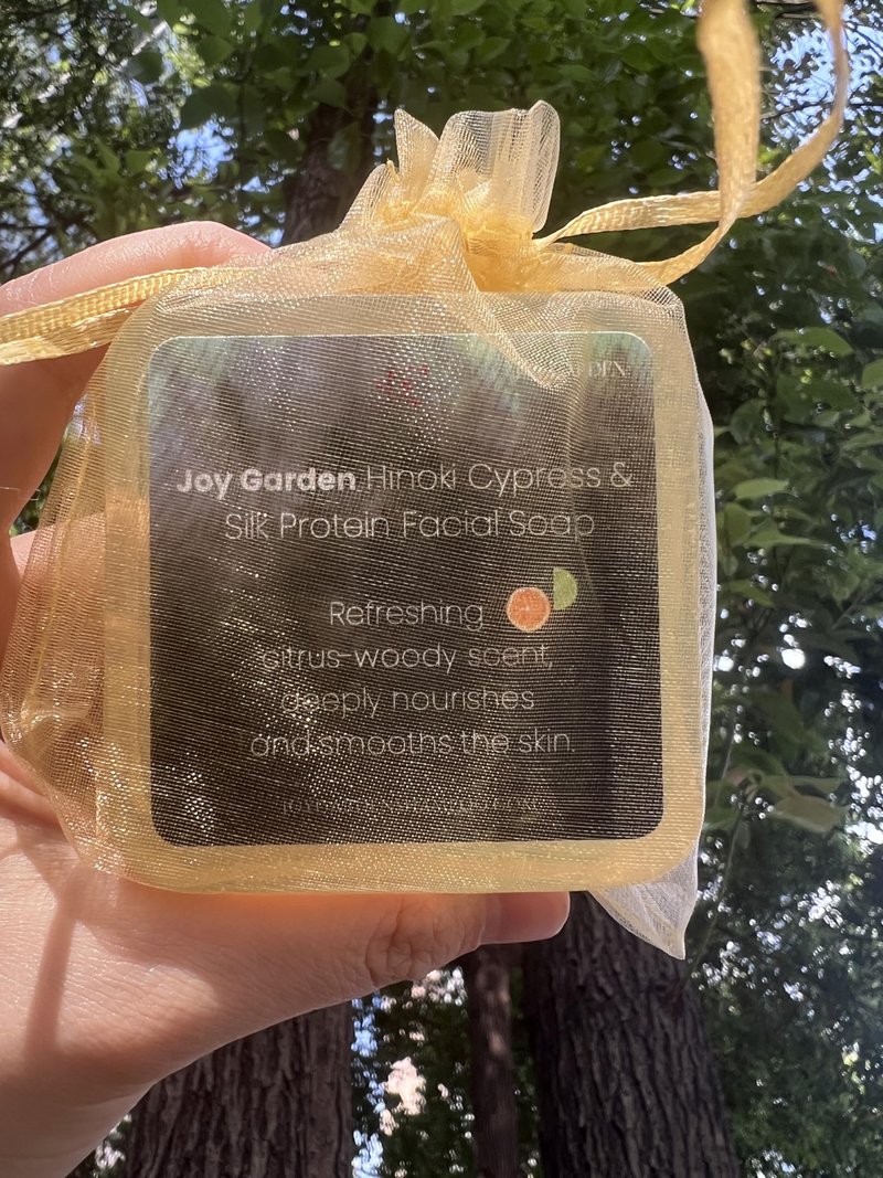 Joy Garden Hand made Ali Mountain Hinoki Silk Protein Facial Soap Rich, long-lasting Woody scent with a hint of citrus aroma with a calming effect contain Hydrolyzed Silk Protein